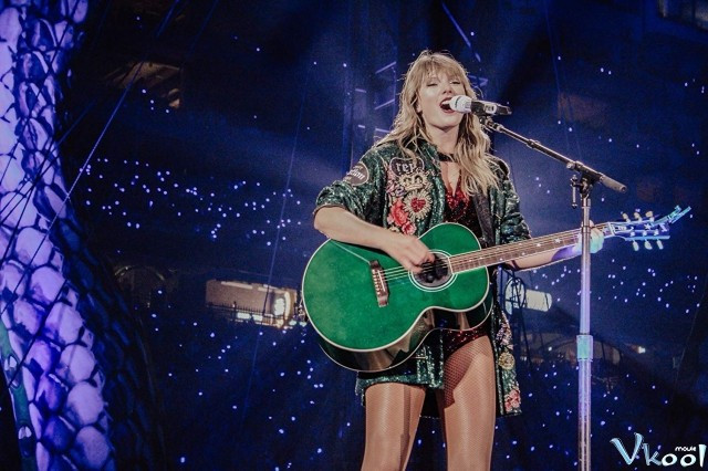 Xem Phim Taylor Swift: Đêm Đen - Taylor Swift: Reputation Stadium Tour - Vkool.Net - Ảnh 2